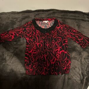 JM collection black and red shirt
